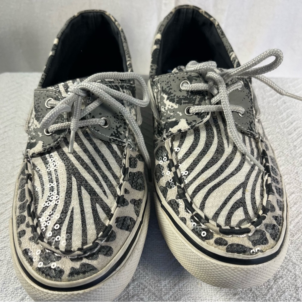 Blue Fin Stylish Zebra Print Shoes